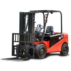 4-Wheel Battery Electric Forklift Truck | A Series 4.0-5t