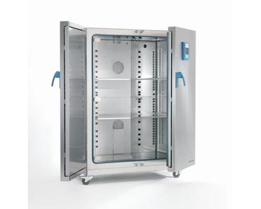 Thermo Scientific - Heratherm™ Advanced Protocol Security Microbiological Incubator 702 L