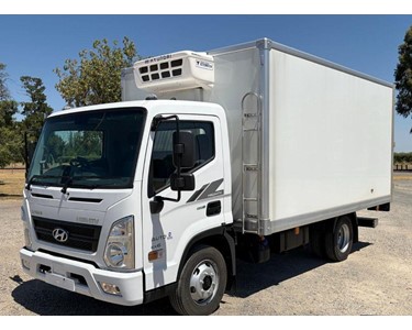 Refrigerated Truck 2025 HYUNDAI EX6 MIGHTY 