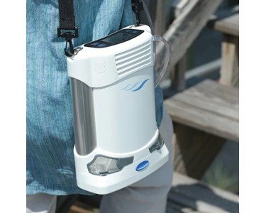 Caire - Freestyle Comfort Portable Oxygen Concentrator  2.3 kg - 2.7 kg