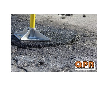 How to fix a pothole using QPR cold Asphalt repair