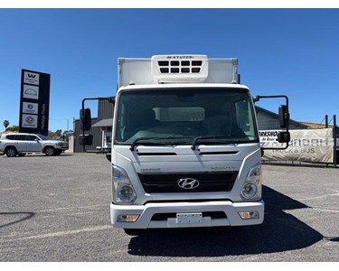 Hyundai - Mighty EX4/6 Freezer Pantech 2025