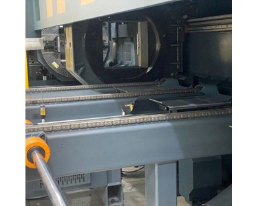 Superior - Heavy-duty 3D Laser Profile and Pipe Cutting Machine | TubeX 550