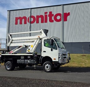 GSR E209PX Truck Mounted Lift