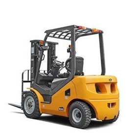 Forklift for Hire | 3.0T Diesel Forklifts | FD30T3F450SSFP