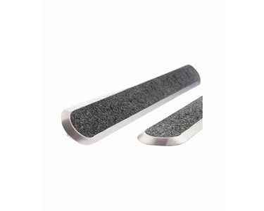 Steelmark - Directional Discrete Stainless Steel | 13mm Single Stem 