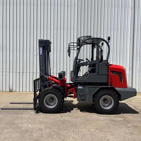 Summit ATFL20 2 Tonne 4WD Rough Terrain Forklift
