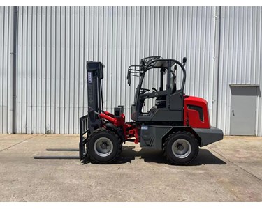 Summit - Summit ATFL20 2 Tonne 4WD Rough Terrain Forklift