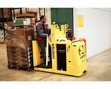 Hyster - Med Level Order Pickers | K1.0 Series
