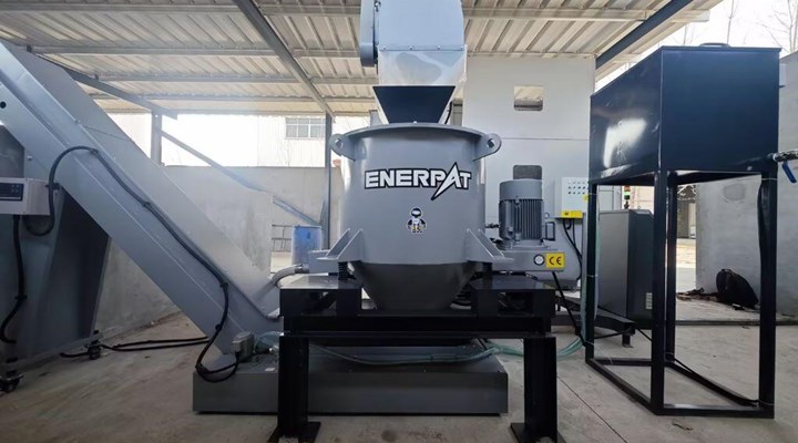metal chip centrifuge customer site