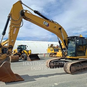 Used Excavator | 2022 Caterpillar 330 GC