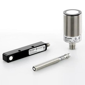Ultrasonic Sensors (IO-Link & MI/O, multiple sizes and types)