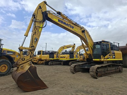 Used Excavator | 2022 Komatsu PC490LC-11