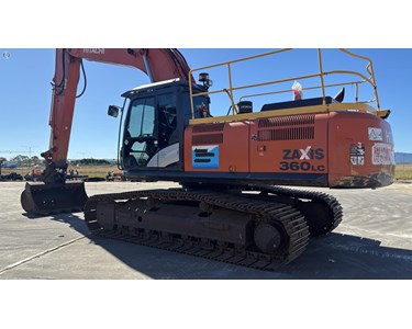 Hitachi - Used Excavator | 2021 Hitachi ZX360LC-5