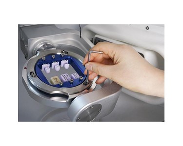 Arum - 5-Axis Dry Dental Milling Machine (5X-300D)