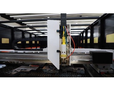 CNC-TECH - Fiber Laser Tube and Plate Cutting Machine