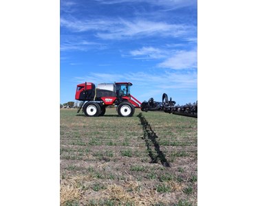 Miller - Nitro 7310 Self-Propelled Sprayer