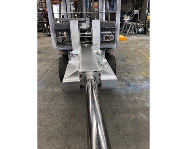 Slip-on Carpet Pole Forklift Attachment – DHE-FSS