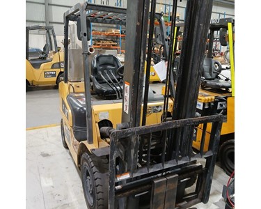 Cat - Used Diesel Forklift | 2.5T