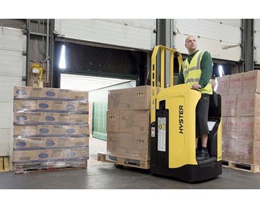 Hyster - Ride on Pallet Trucks | RP2.0-2.5N