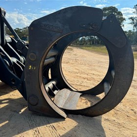 Used Log Grab L150H 
