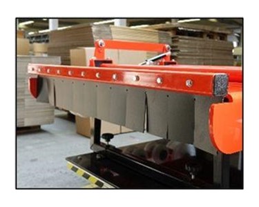 Civiline - Remote-Controlled Track Mower 25.5Hp | Agria 9600i 