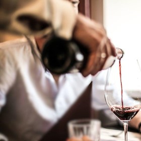 How much red wine should you pour into a glass? - Get the pour right and make every drop count!