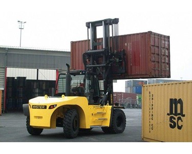 Hyster - High Capacity Forklifts 22,000-32,000kg | H25-32XM H28-32XM-16CH 
