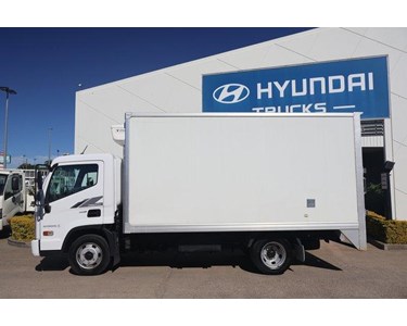 Hyundai - Freezer Truck | 2022 EX4 MWB 