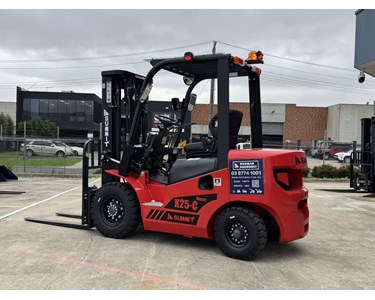 Summit - Summit K25C 2.5 Ton Counterbalance Diesel Forklift (3m, 2 stage)