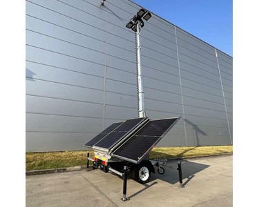 Solar Lighting Tower LED 4 x 100WATT 48VDC Hydraulic Lithium LIFEPO4 Batteries LT4100S