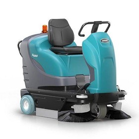 Compact Battery Ride-On Sweeper | S680 