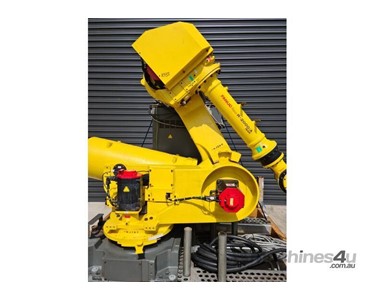 FANUC R-2000iA-165R Robot - High-Speed and Reliable