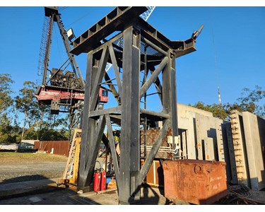 Favelle Favco - Pre Owned Tower Crane | M220D & M120D