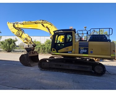 Komatsu - Used Excavator | 2018 Komatsu PC360LC-11