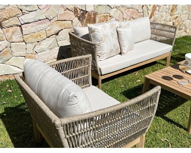 Outdoor Elegance - Outdoor Lounge Setting | Danube 4pc 