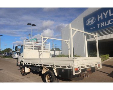 Hino - Used Traytop Truck 300 817 | 2019