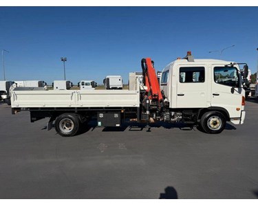 Hino - Used Tipper Truck | 2012 FD 1124 Crew Cab Tipper with Crane