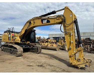 Caterpillar - Used Tracked Excavators 352FL | 2018