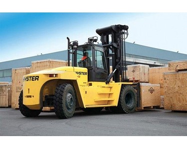 Hyster - High Capacity Diesel Forklifts 18T | H16.00–18.00XM(S)–12 