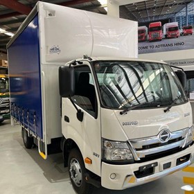 300 Series 921 Curtainsider Truck (White) AH14321