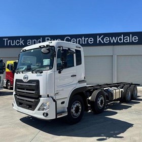 Cab Chassis Truck | Cg400 8x4 