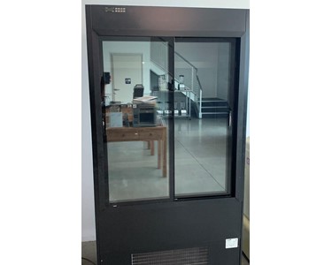 CLEARENCE CIAM HOT DEAL - CLEARENCE CIAM UPRIGHT REACH IN WITH SLINDING DOORS HOT DEAL $3000 