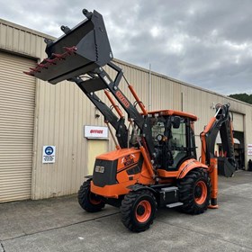 Backhoe Loader | Site Wizard 8.2 Tonne