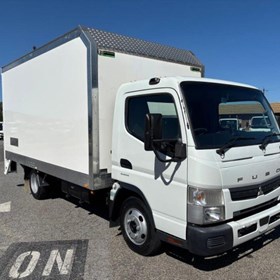 Used Pantech Truck 2020 Fuso Canter 515