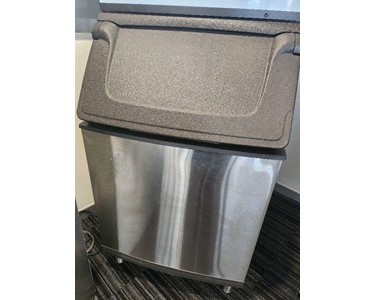 Manitowoc - Ice BIn D570C