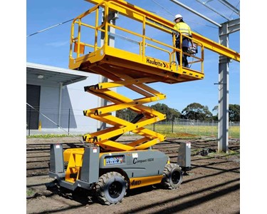 Haulotte - Diesel All Terrain Scissor Lift Compa | 450 kg-565 kg 
