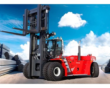 CVS Ferrari - Super Heavy Duty Forklift Trucks