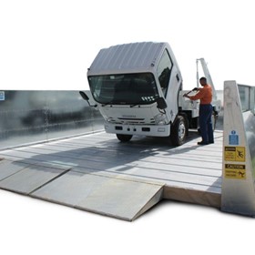 Truck Wash Bay | Vehicle & Equipment