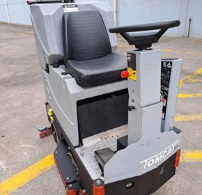 Used Conquest SDS85E Ride-On Floor Scrubber | Formerly Conquest CRZ - 